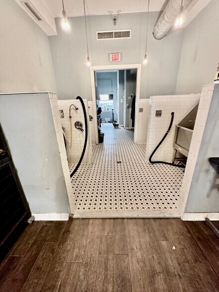 More Photos Of 235-239 Sound Beach Ave, Old Greenwich Freestanding For Lease