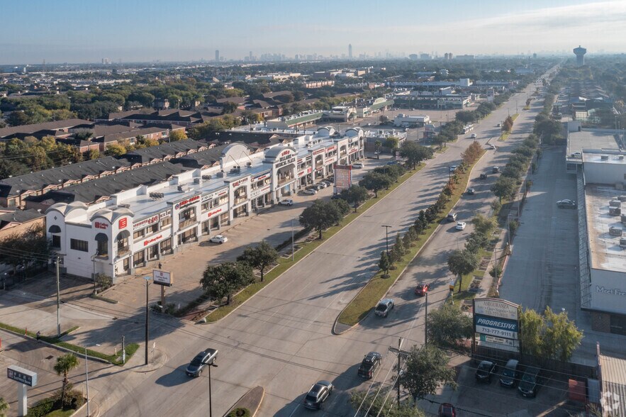 More Photos Of 9440 Bellaire Blvd, Houston Unknown For Lease