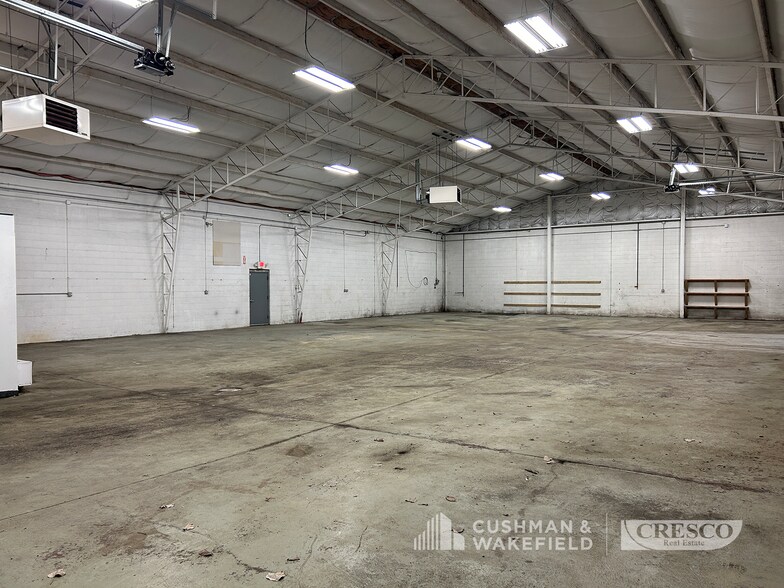 More Photos Of 16514 Broadway Ave, Maple Heights Warehouse For Sale