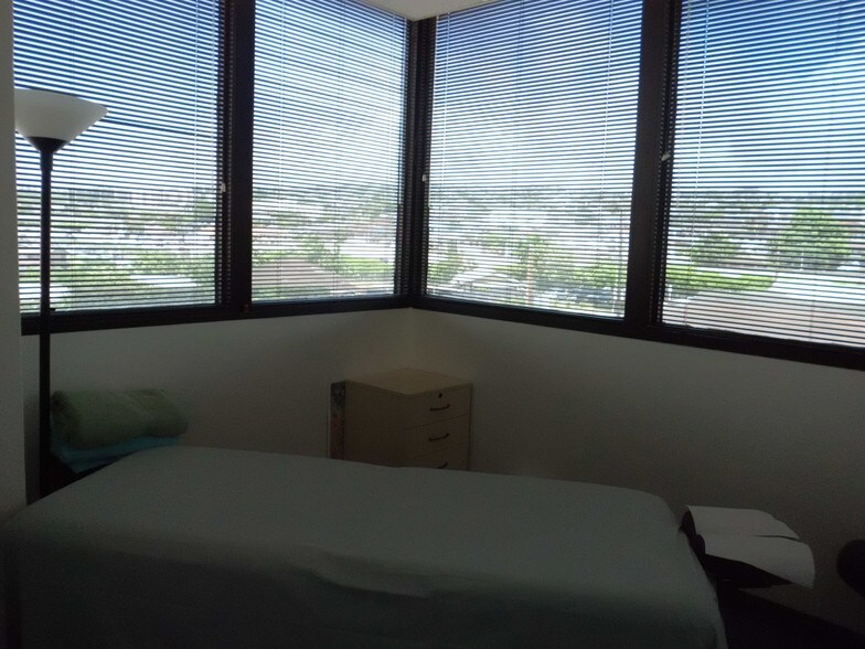 More Photos Of 99-128 Aiea Heights Dr, Aiea Medical For Sale