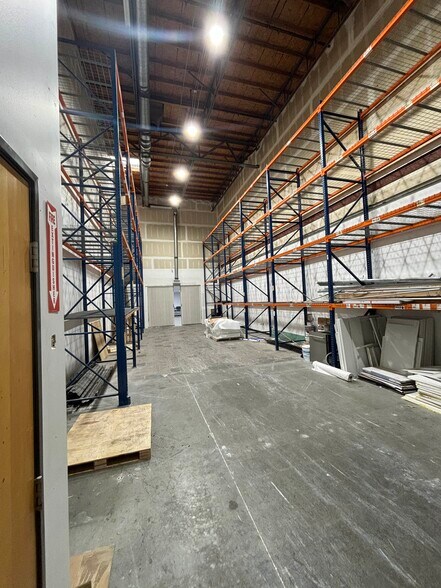 More Photos Of 2705 Media Center Dr, Los Angeles Warehouse For Lease