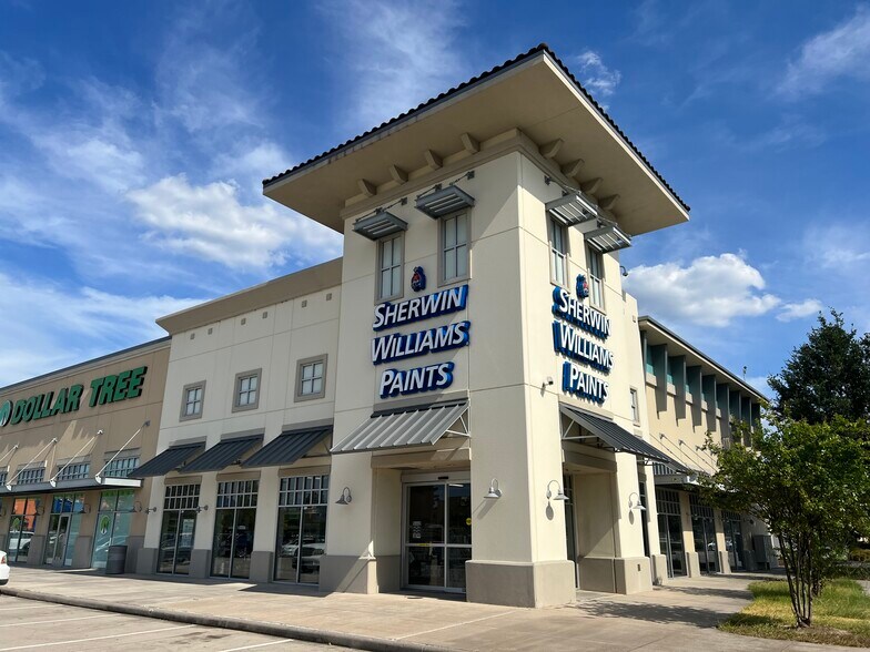 More Photos Of 17937-17945 I-45 S, Shenandoah Unknown For Lease