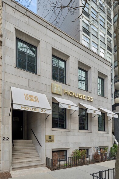 More Photos Of 22 E Elm St, Chicago Storefront Retail Office For Sale