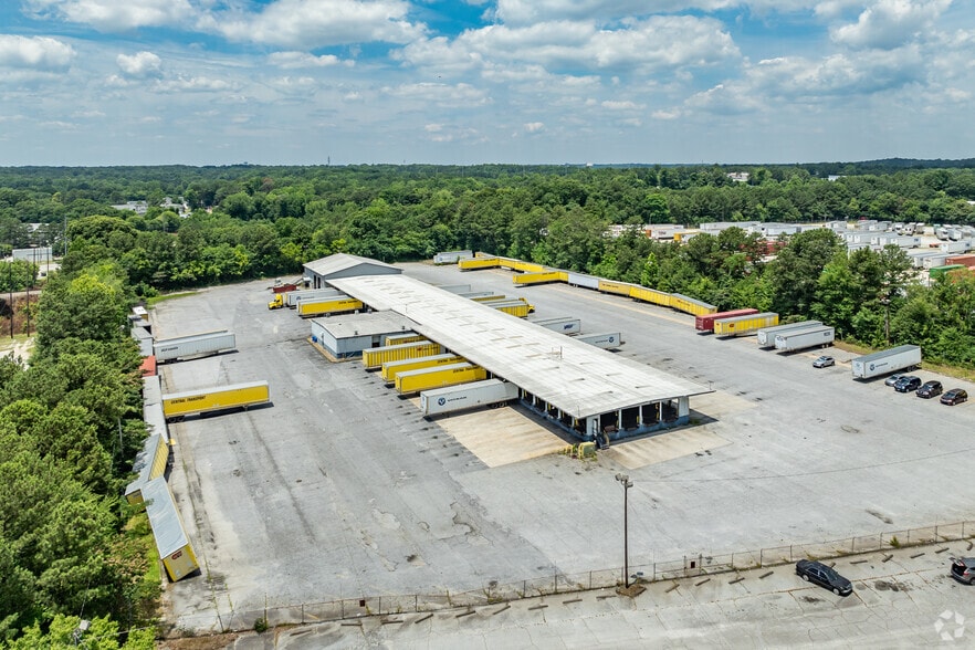 More Photos Of 4401 Bowman Industrial Ct, Conley Truck Terminal For Lease