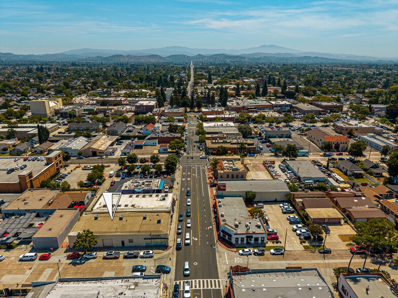 More Photos Of 321 W Chapman Ave, Orange Office For Lease