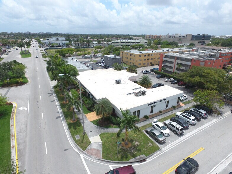 More Photos Of 16870-16880 NE 19th Ave, North Miami Beach Medical For Lease