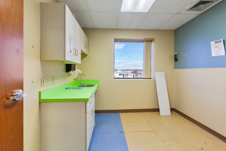 More Photos Of 1227 W Liberty St, Allentown Medical For Sale