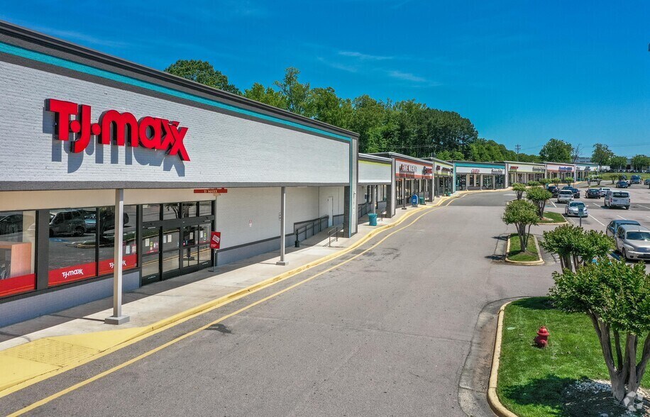 More Photos Of 4600 Durham Chapel Hill Blvd, Durham Unknown For Lease