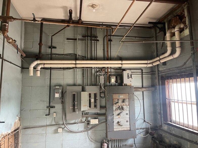 More Photos Of 4250-4332 Sunset Blvd, Steubenville Unknown For Lease