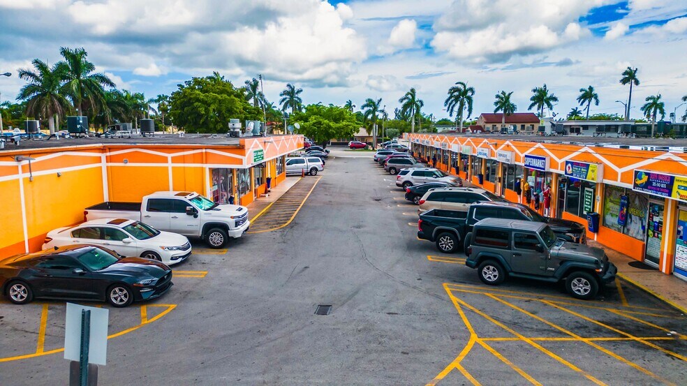 More Photos Of 854 N Krome Ave, Homestead Drugstore For Sale