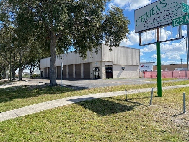 More Photos Of 12477 66th Street North, Largo Auto Repair For Lease