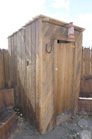 More Photos Of 339 S Highway 89, Circleville Hotel For Sale