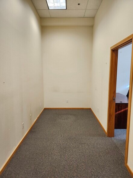 More Photos Of 612 S 227th St, Des Moines Apartments For Sale