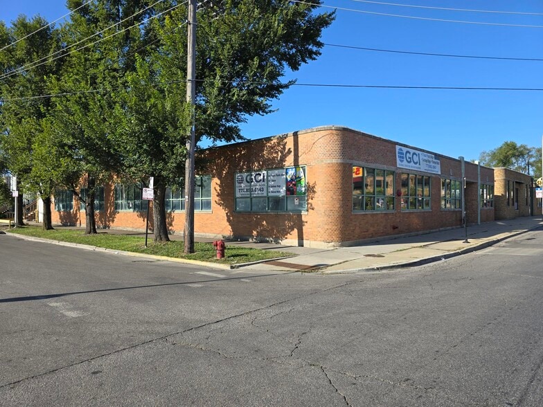 More Photos Of 4535 W Addison St, Chicago Warehouse For Sale