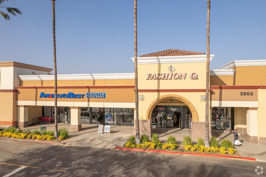 More Photos Of 3808-3860 Grand Ave, Chino Unknown For Lease