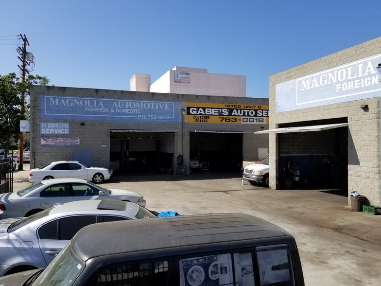 More Photos Of 10702 Magnolia Blvd, North Hollywood Auto Repair For Lease