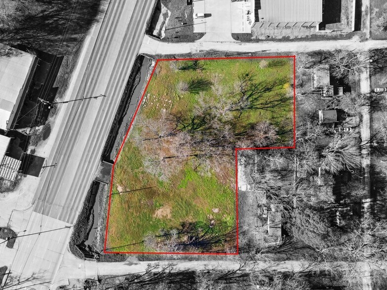 More Photos Of 604 NW 2nd St, Kerens Land For Sale