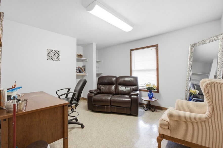 More Photos Of 437 Jefferson Rd, Fremont Shelter For Sale
