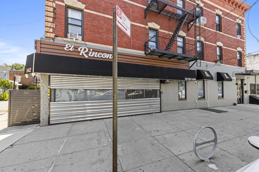 More Photos Of 342 Ridgewood Ave, Brooklyn Apartments For Lease