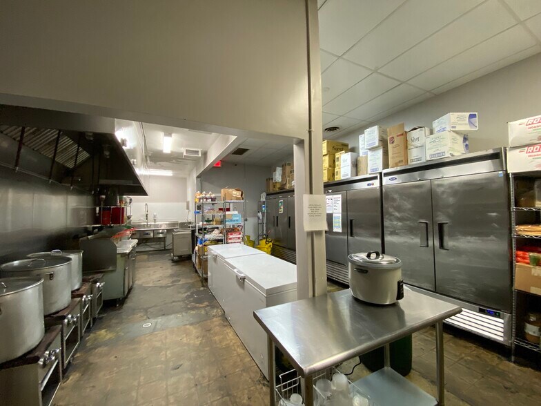 More Photos Of 8519 Crenshaw Blvd, Inglewood Storefront For Sale