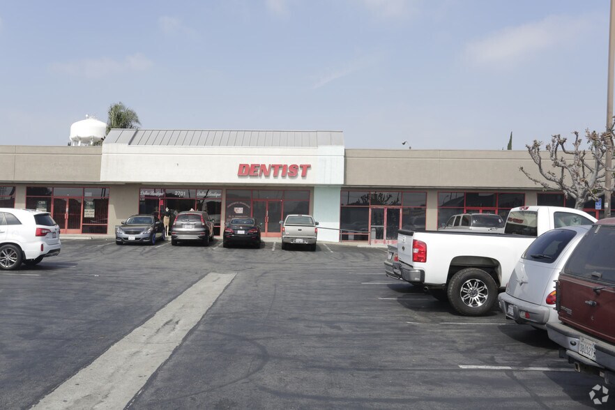 More Photos Of 2701 Firestone Blvd, South Gate Unknown For Lease