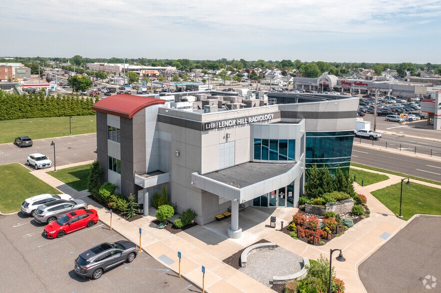 More Photos Of 3235 Hempstead Tpke, Levittown Medical For Sale