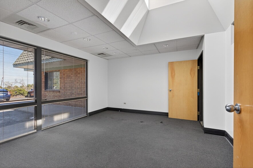 More Photos Of 12860 W Cedar Dr, Lakewood Light Manufacturing For Lease