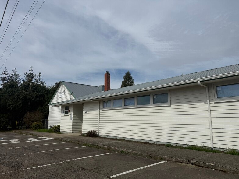 More Photos Of 6425 Fruitland Rd NE, Salem Schools For Sale