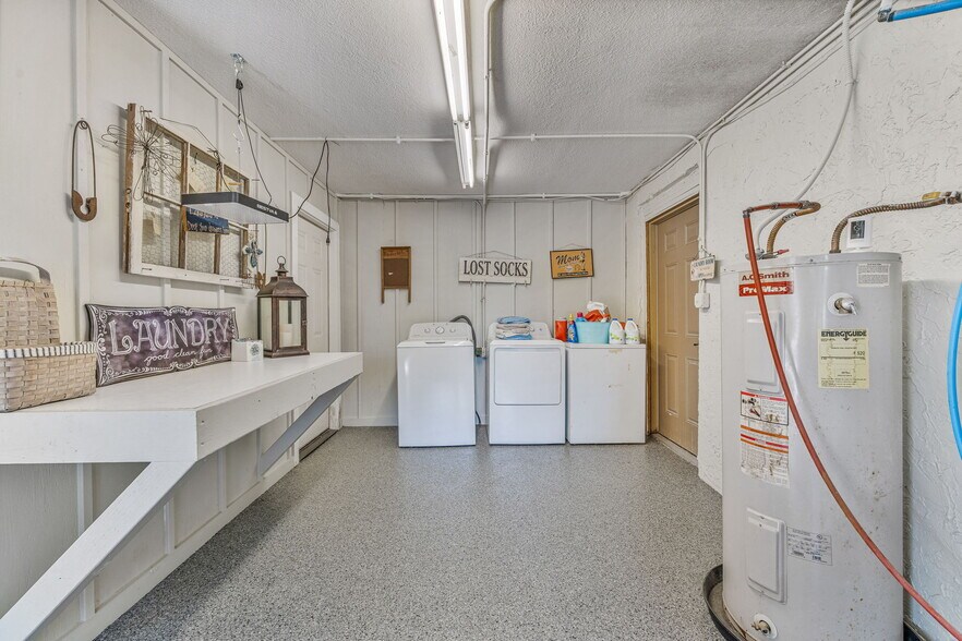 More Photos Of 1321 N FM 56, Glen Rose Trailer Camper Park For Sale