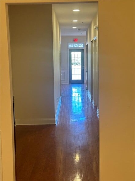 More Photos Of 1275 Shiloh Rd, Kennesaw Office Residential For Lease