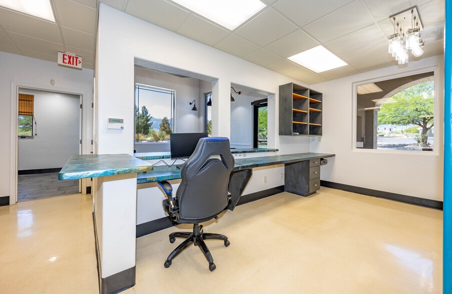 More Photos Of 3533 Canyon de Flores, Sierra Vista Medical For Lease