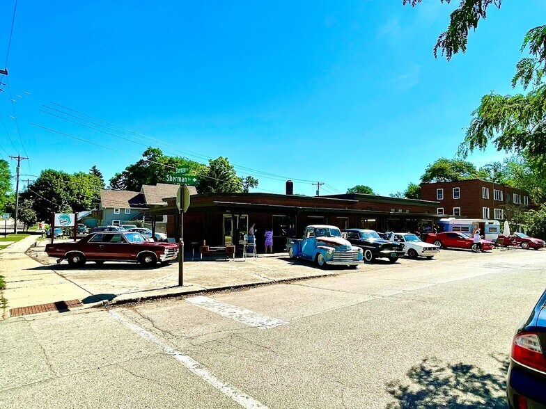 More Photos Of 1 Sherman Ter, Madison Storefront Retail Office For Sale