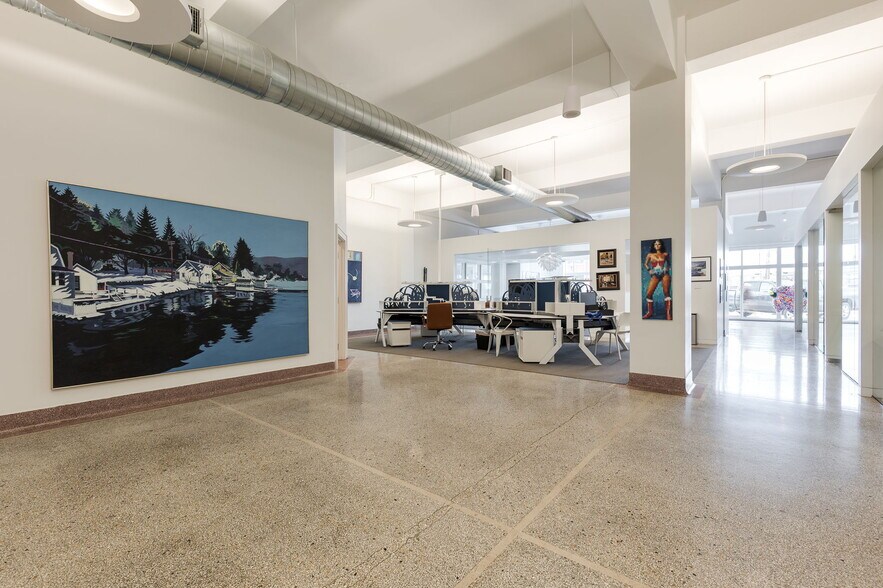 More Photos Of 811 N Broadway Ave, Oklahoma City Office For Lease