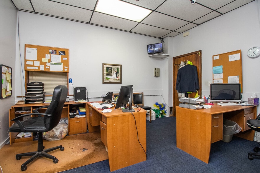 More Photos Of 31117 Plymouth Rd, Livonia Lodge Meeting Hall For Sale