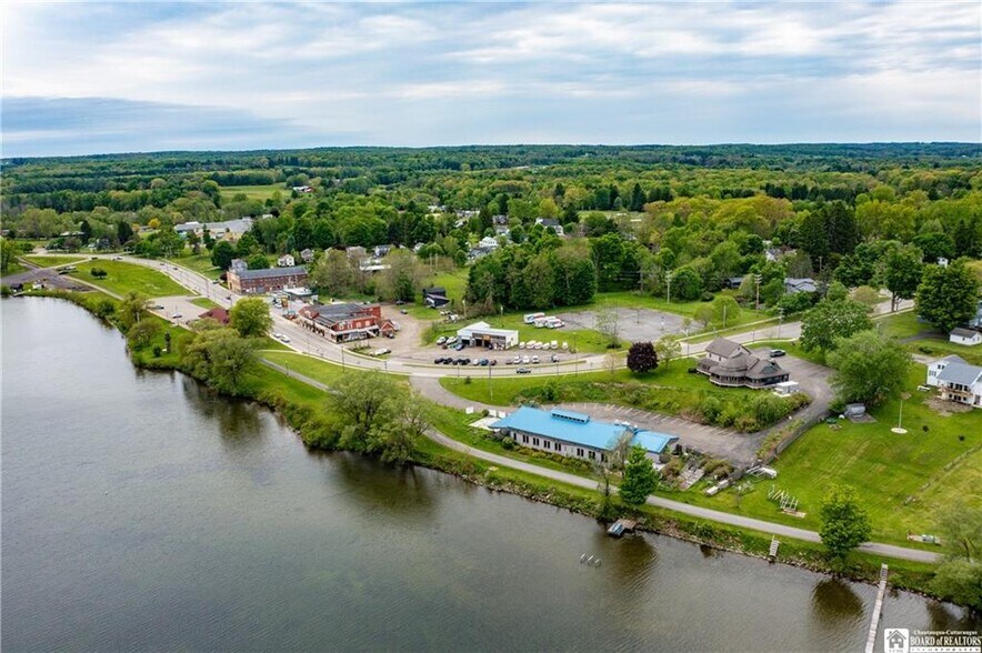 More Photos Of 188 S Erie St, Mayville Restaurant For Sale