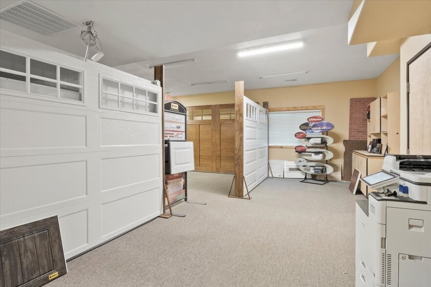 More Photos Of 1410 S Township Rd, Canby Warehouse For Sale