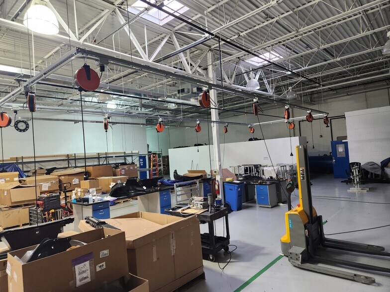More Photos Of 2370 Meijer Dr, Troy Light Manufacturing For Lease