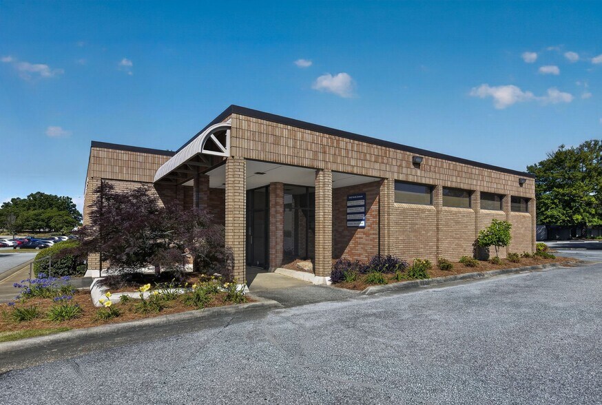 More Photos Of 1942 North Ave, Columbus Medical For Lease