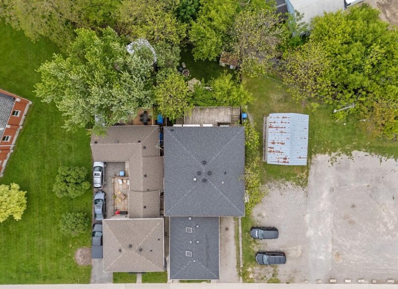 More Photos Of 195 Main St, Lucan Biddulph Apartments For Sale