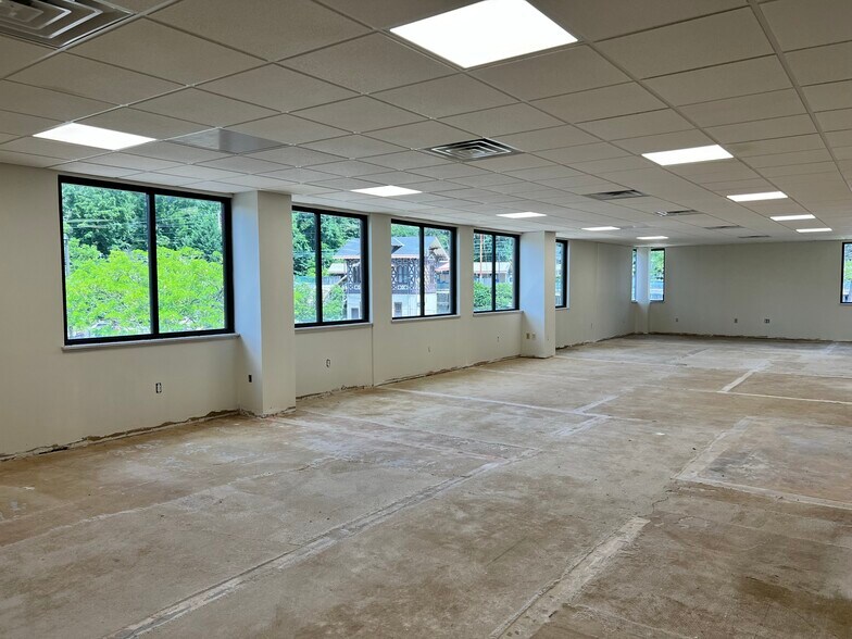 More Photos Of 85 Old Eagle School Rd, Wayne Medical For Lease