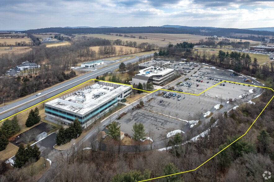 More Photos Of 1467 Rt 31 S, Annandale Office For Sale