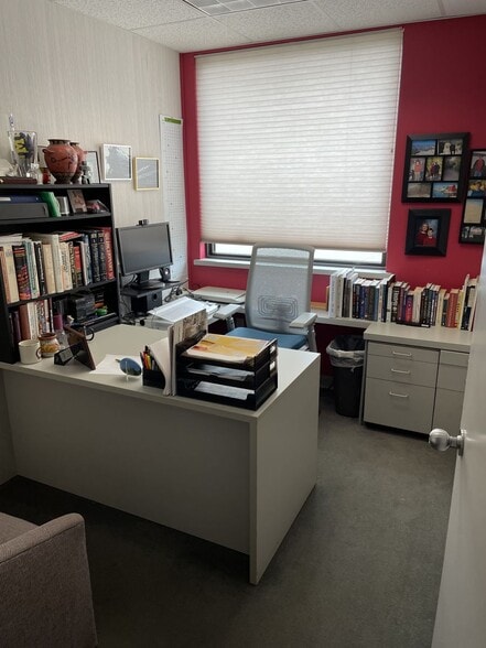 More Photos Of 816 S Hamilton St, Saginaw Office For Sale