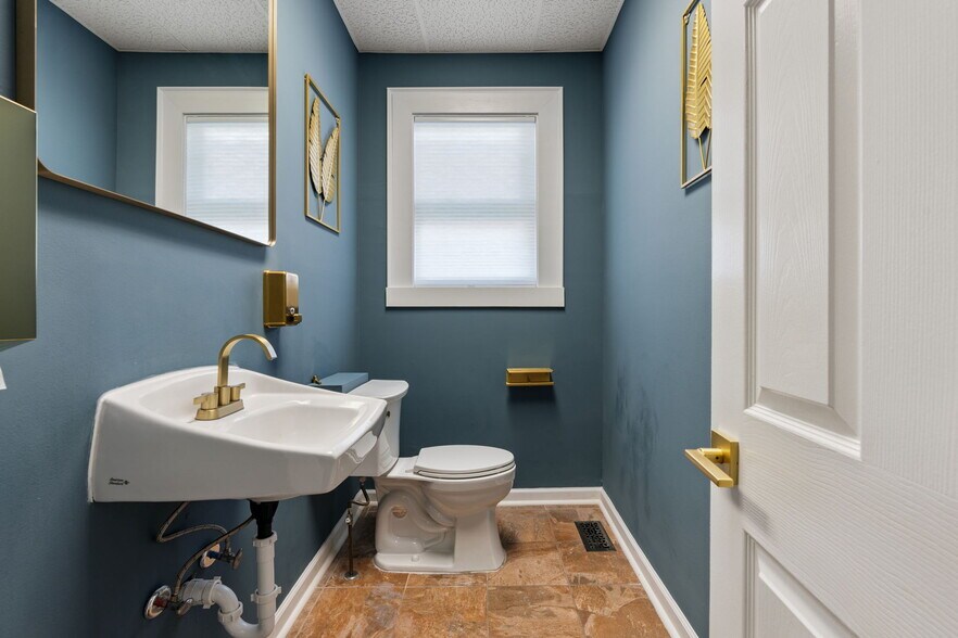 More Photos Of 187-189 N Main St, Milltown Medical For Sale