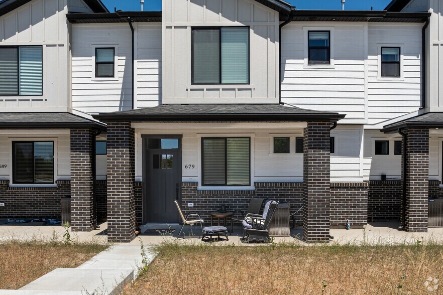 More Photos Of 2100 North Highway 89 Highway, Harrisville Apartments For Sale