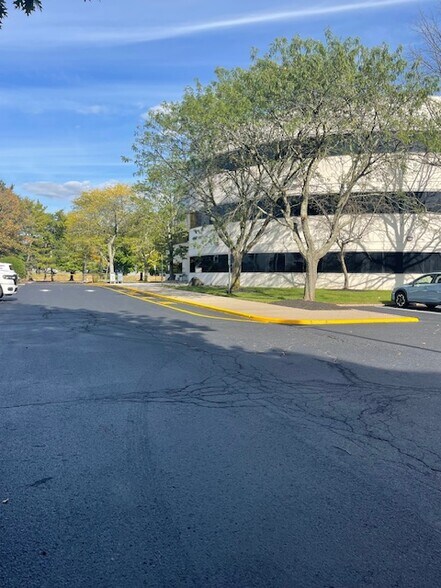 More Photos Of 101 Grovers Mill Rd, Lawrenceville Office For Lease