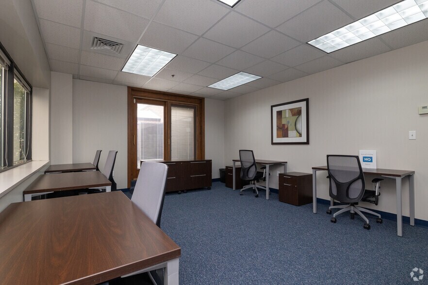 More Photos Of 4-16 Biltmore Ave, Asheville Coworking Space