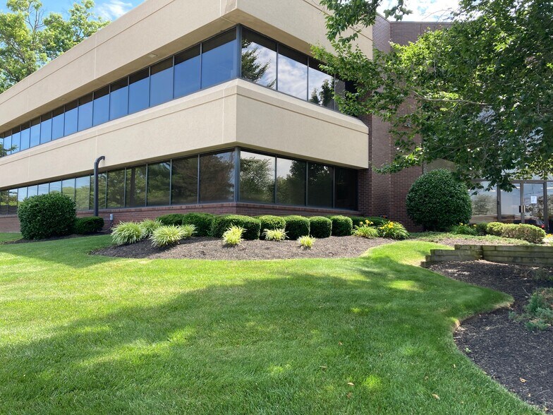 More Photos Of 1000 Lenola Rd, Maple Shade Township Unknown For Lease