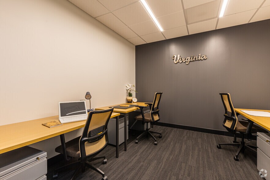 More Photos Of 1806 Summit Ave, Richmond Coworking Space