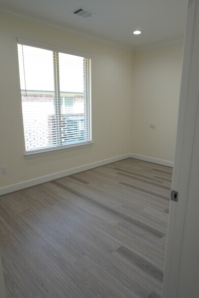 More Photos Of 400 Stonebrook Pky, Frisco Coworking Space