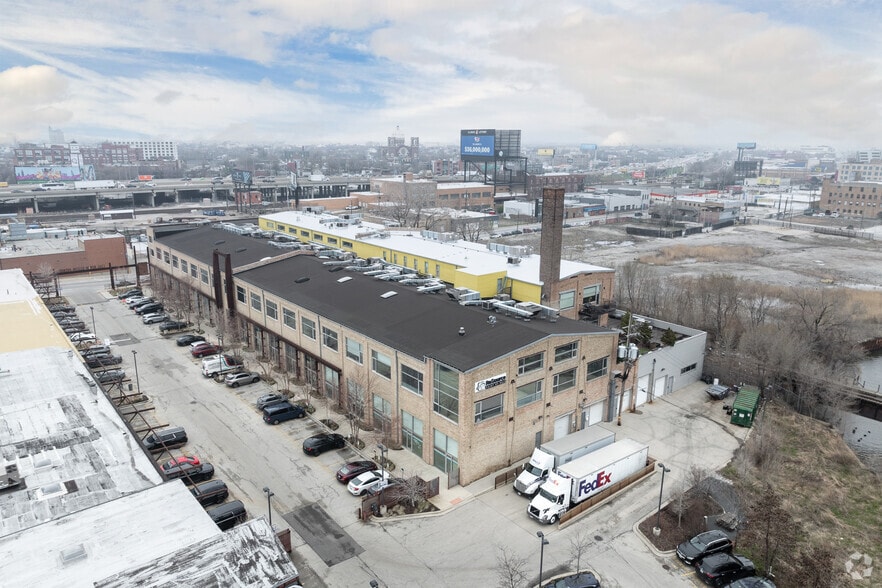More Photos Of 1765 N Elston Ave, Chicago Loft Creative Space For Lease